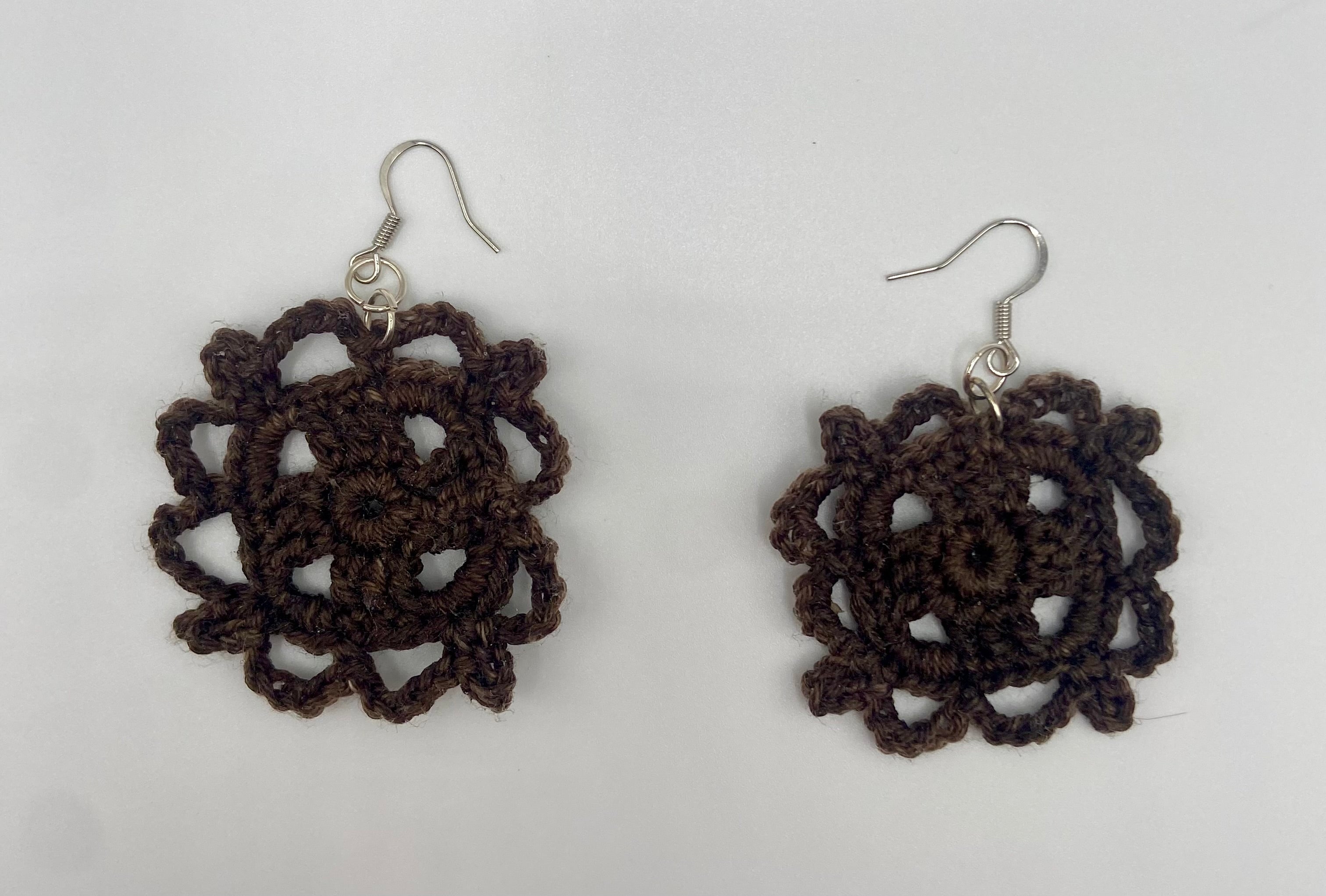Lacy square earrings