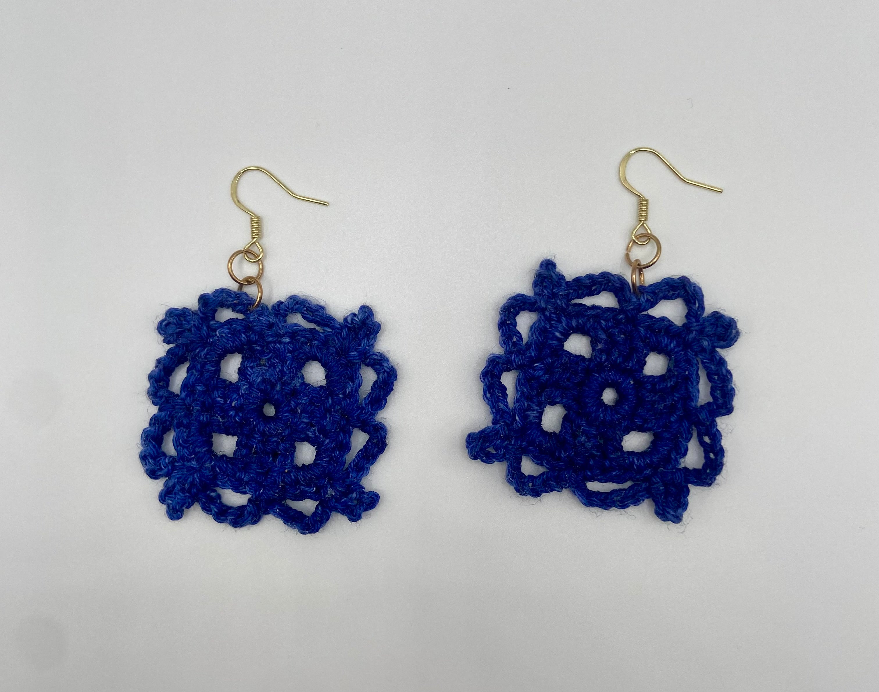 Lacy square earrings