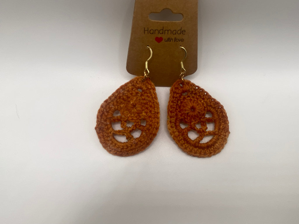 Lacy raindrop earrings