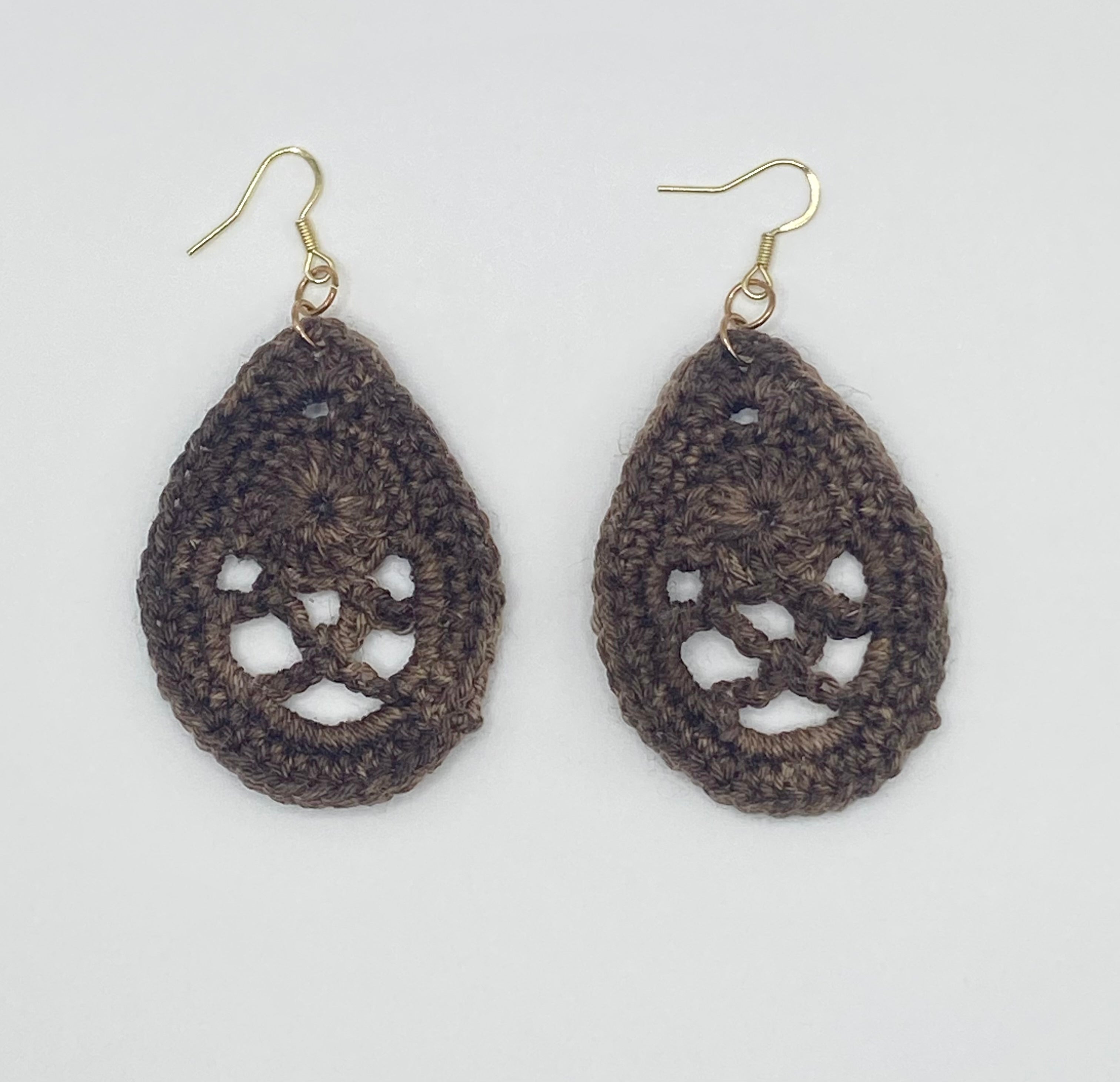 Lacy raindrop earrings